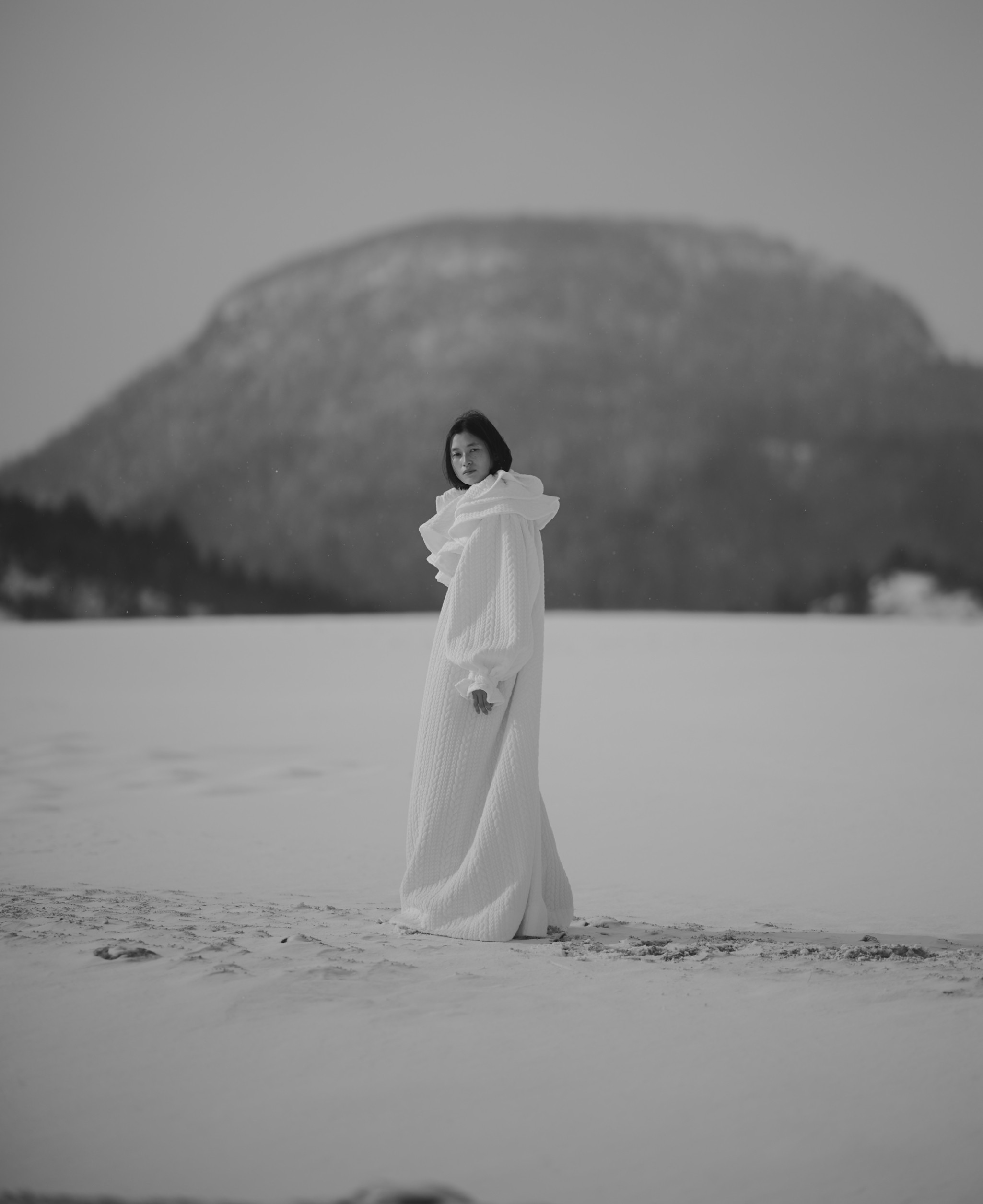 ManaYamamoto_SnowBlue-06